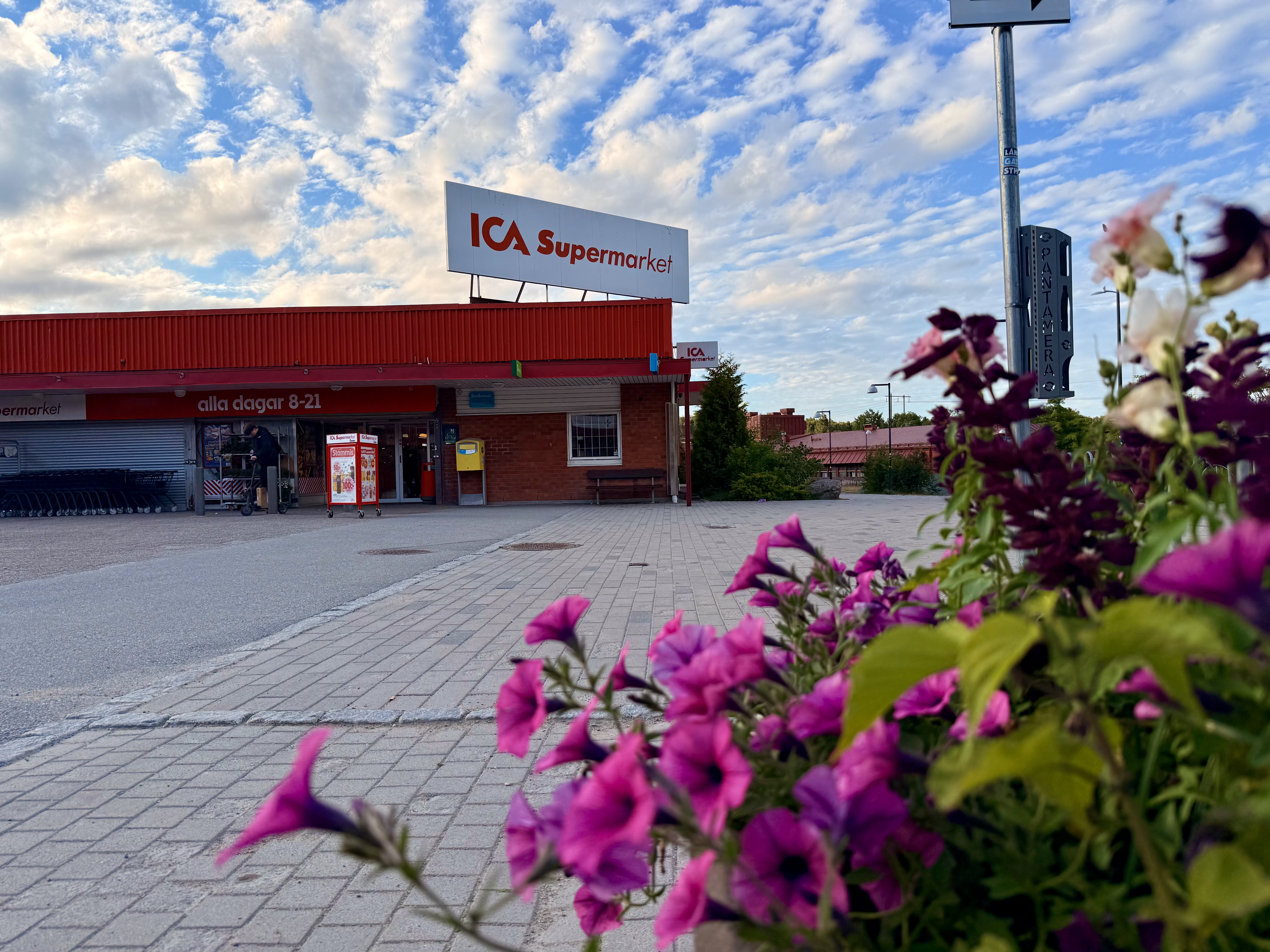 Labkyl installerar CO₂-kylsystem när ICA Supermarket Ösmo totalupprustar!
